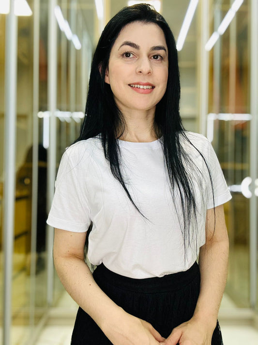 Blusa Feminina Básica de Algodão em Meia Malha Premium – T-Shirt Essential